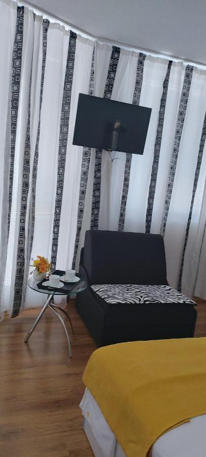 Stephanovy Guest House Sozopol Esterno foto