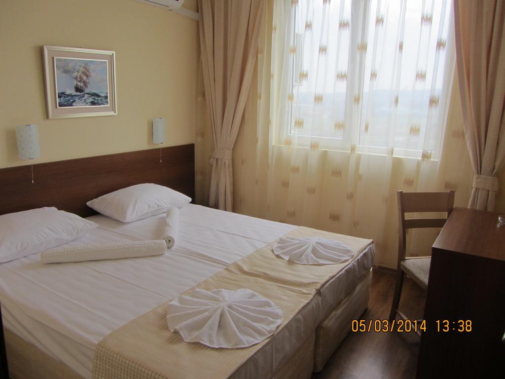 Stephanovy Guest House Sozopol Camera foto