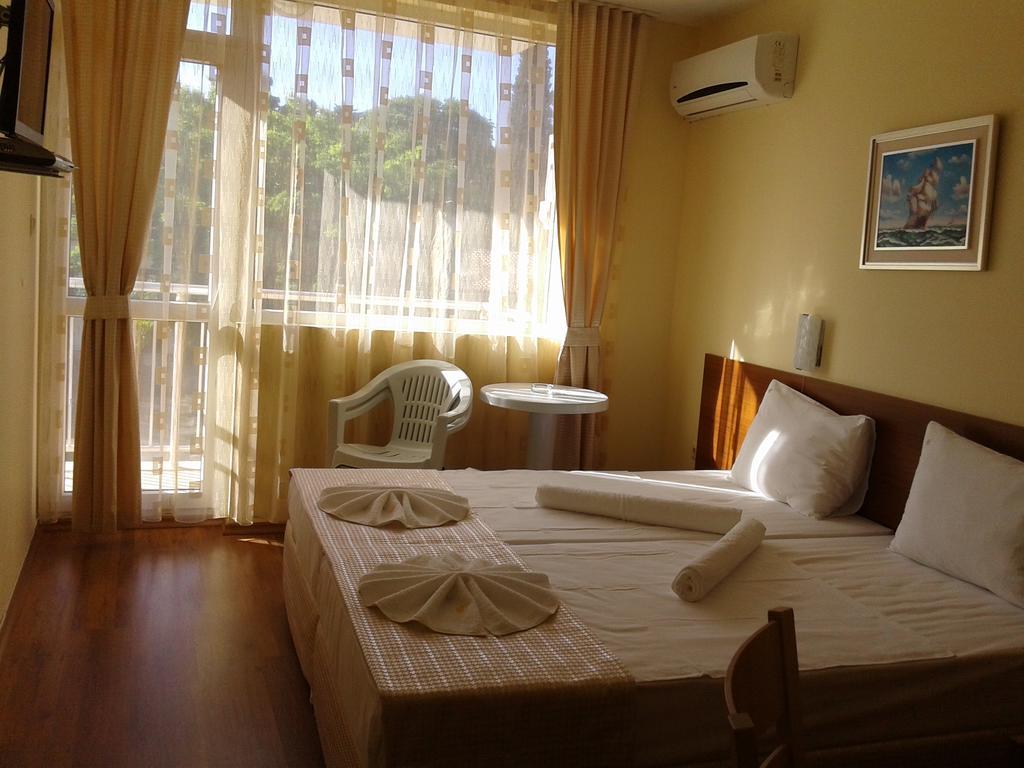 Stephanovy Guest House Sozopol Esterno foto