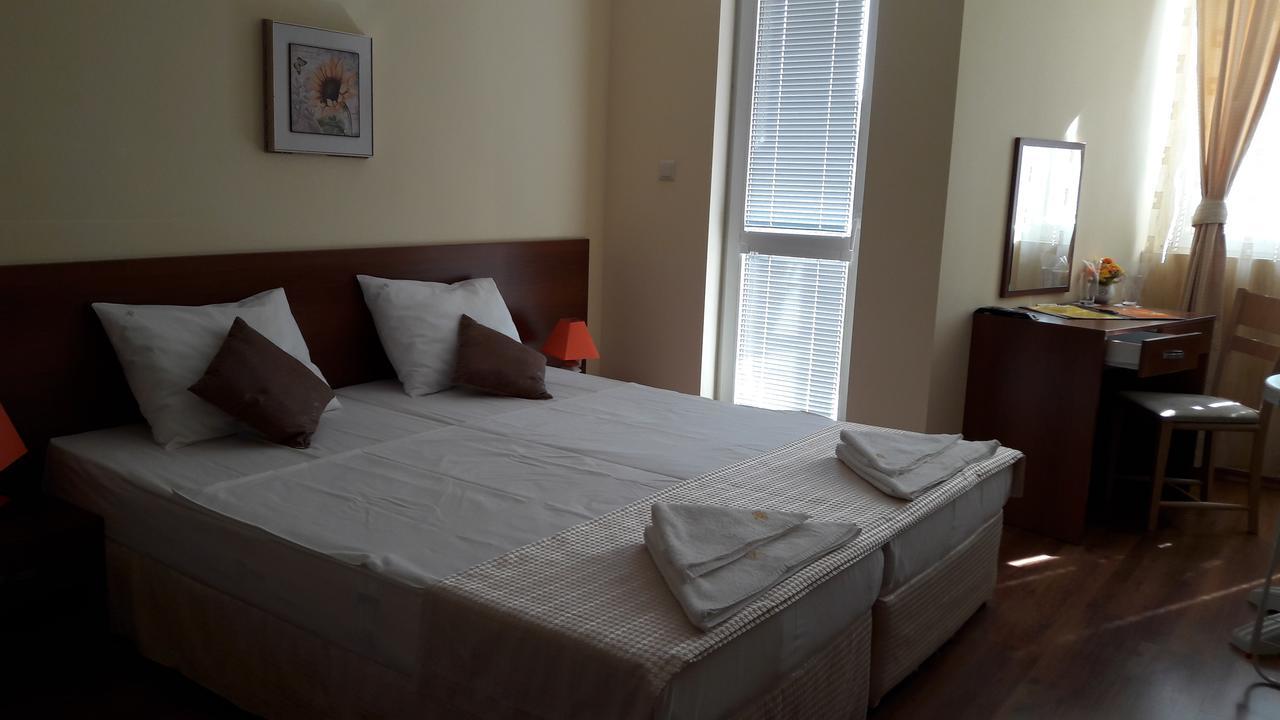 Stephanovy Guest House Sozopol Esterno foto